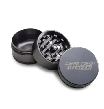 Moledor Santa Cruz Shredder Grinder | 3pc | 70mm 7 Moledor Santa Cruz Shredder Grinder | 3pc | 70mm - Imagen 3