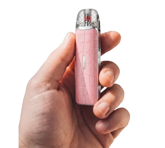 Vaporesso Luxe Q3 11 Firefly Agrega una mano sosteniendo este vaporizador manten el fondo transparente la quiero 157210 removebg preview 3